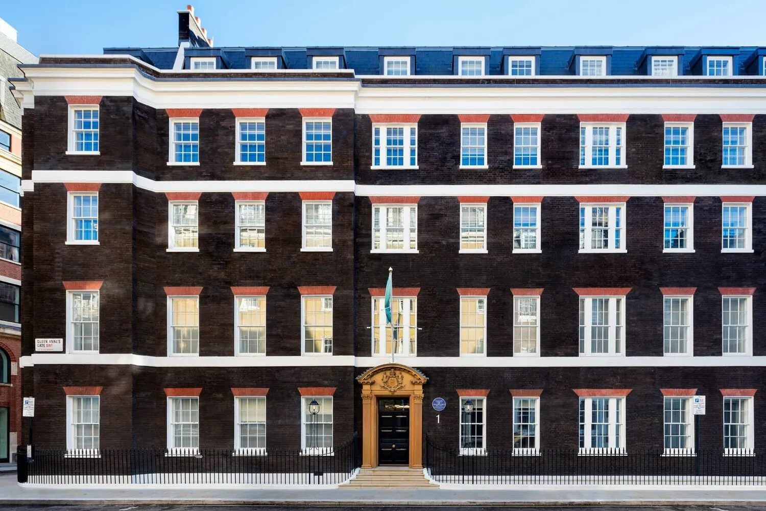 Queen Anne's Gate, Westminster