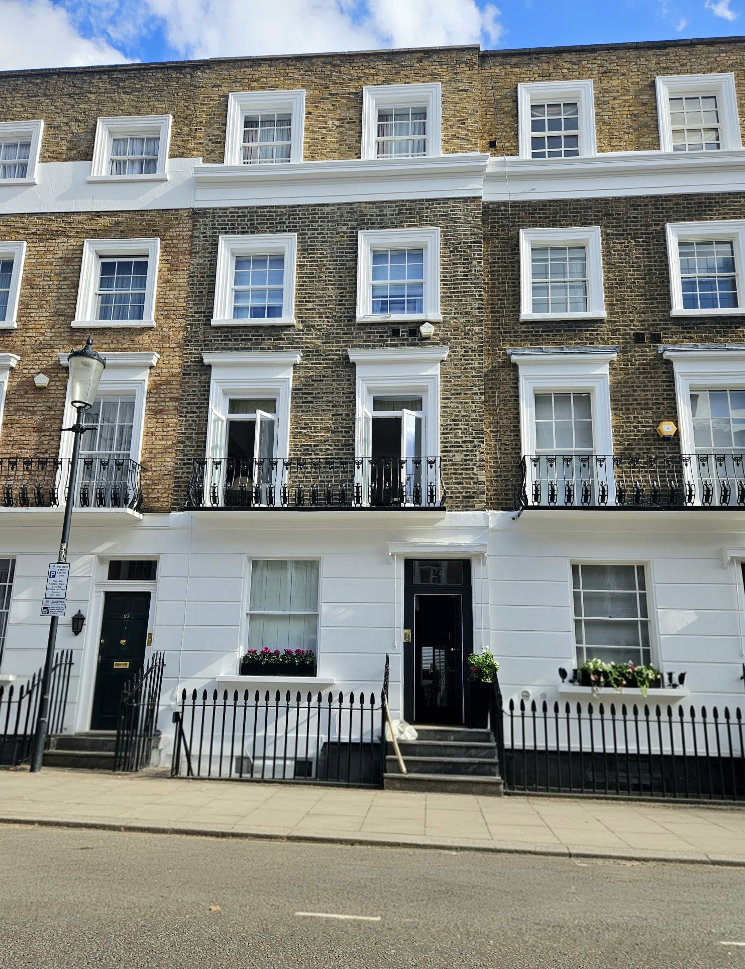 Moore Street, Kensington & Chelsea
